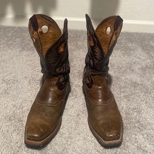 Size 12D Men’s brown Ariat boots
